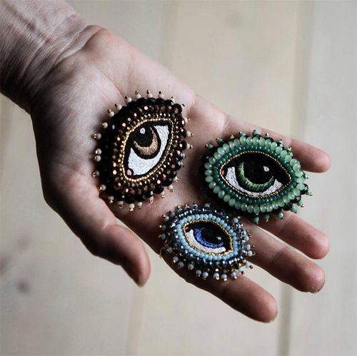 DIY Embroidered Jewelry by C&eacute;leste Mogador