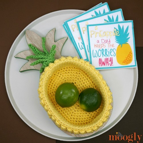 Crochet Pineapple Basket