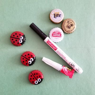 Cute DIY Bottle Cap Ladybugs Idea