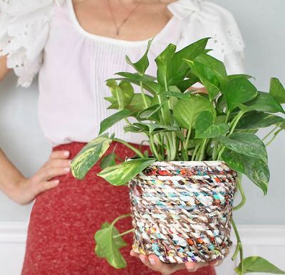 DIY Fabric Twine Flower Pot Idea