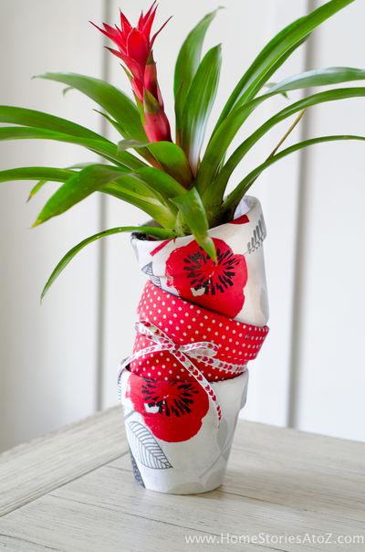 DIY Mod Podge Flower Pots Using Fabric