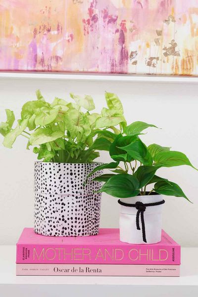 No Sew DIY Fabric Planter Idea