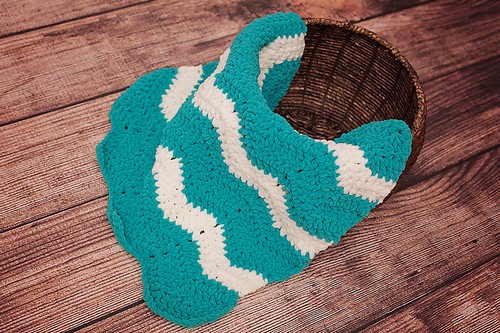 Crochet Cozy Chevron Blanket