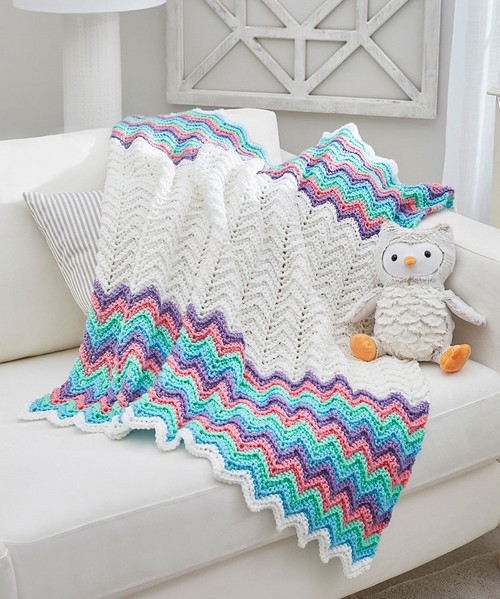 Crochet Rickrack Rainbow Baby Blanket