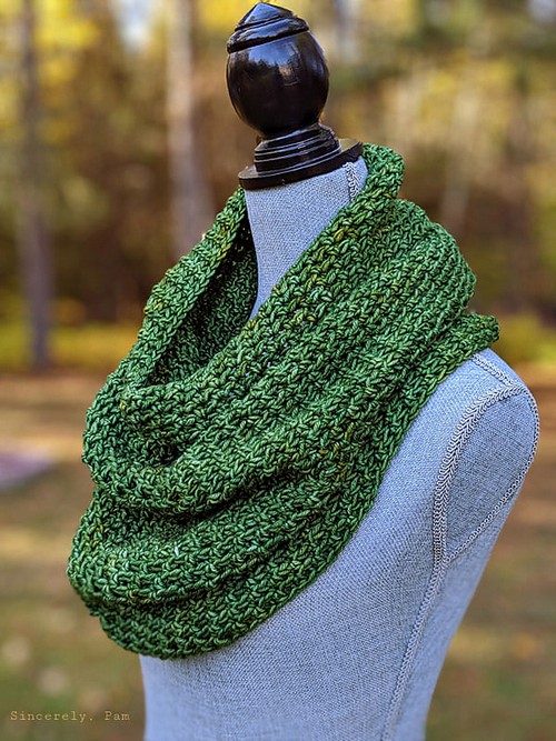 Crochet Lansdowne Cowl