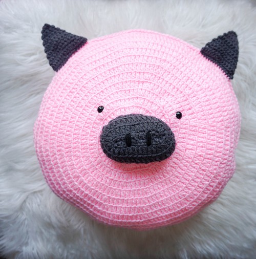 Crochet Wilbur Pig Pillow Pal