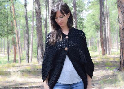 Easy Blanket pattern for women-wear