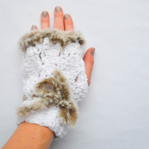 Cozy Cathy Gloves Pattern