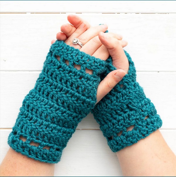 Easy Gloves pattern For Child