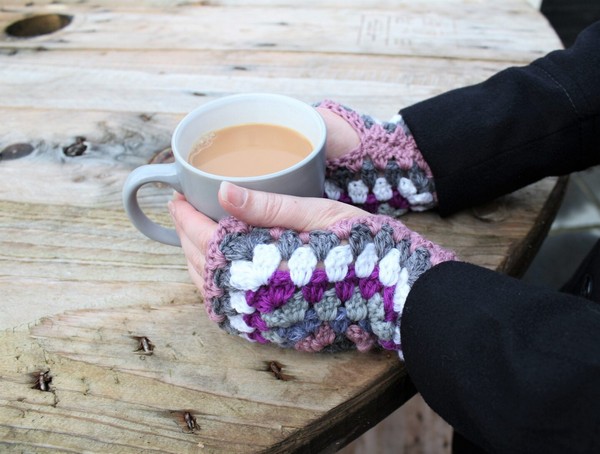 Granny Square Fingerless Gloves Pattern