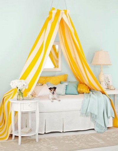 DIY Canopy Bed Yellow Stripes