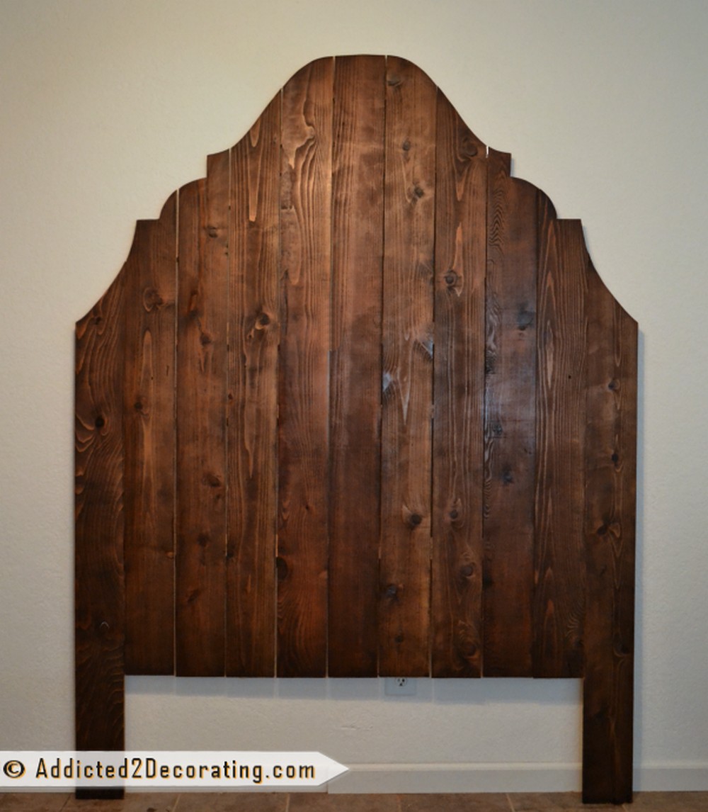 DIY Headboard Made From Cedar Fence Pickets