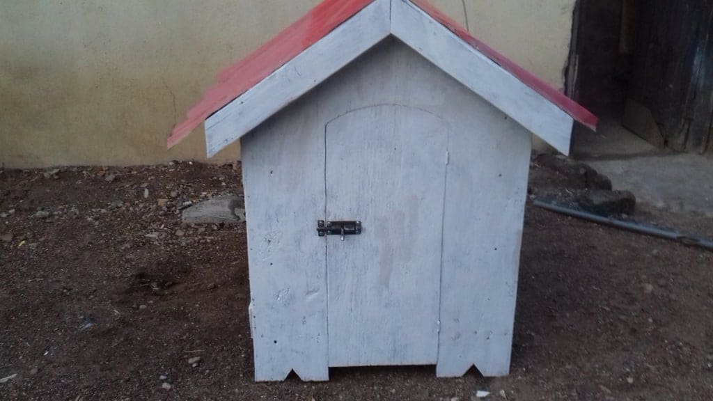Cute And Simple Dog House