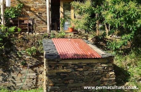 Vermicomposting Flush Toilet