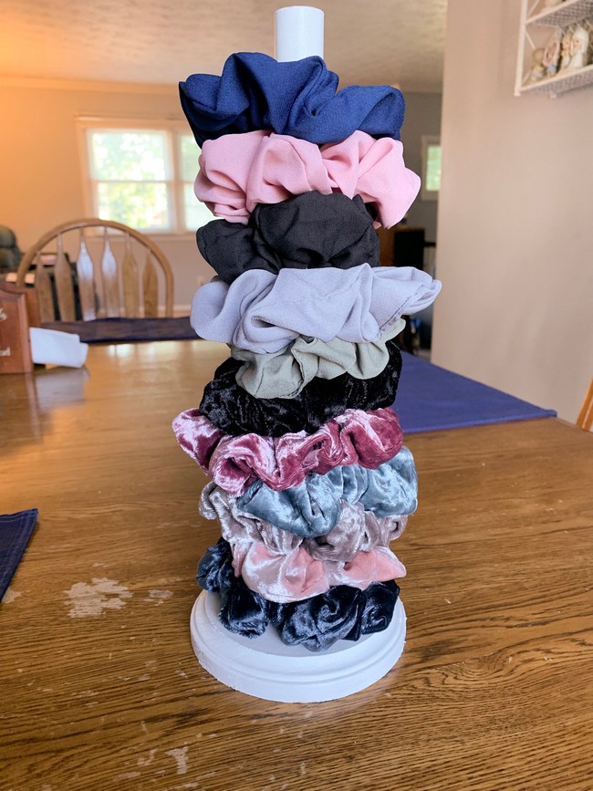 DIY Scrunchie Holder