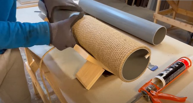 Cat Scratching Post With Pvc Pipes