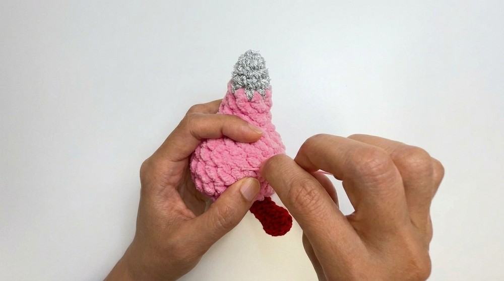 How to Crochet a Jellycat Inspired Light Bulb Keychain Easy Beginner Tutorial 7